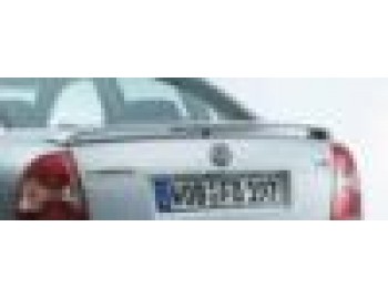 Tailgate spoiler, Heckklappenspoiler mit 3.Bremsleuchte, grundiert