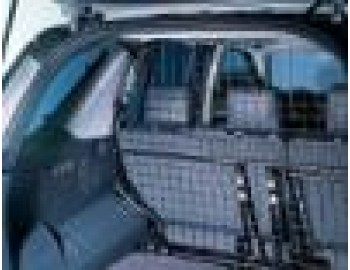 Wire mesh partition, Load-securing features/nets/dividers