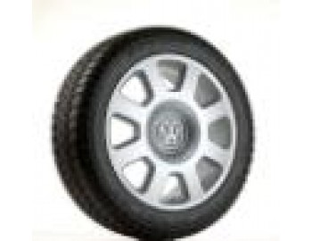 Complete wheel, 235/50R18-101H, Champion, right