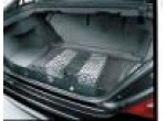 Luggage net, floor of boot, Load-securing features/nets/dividers